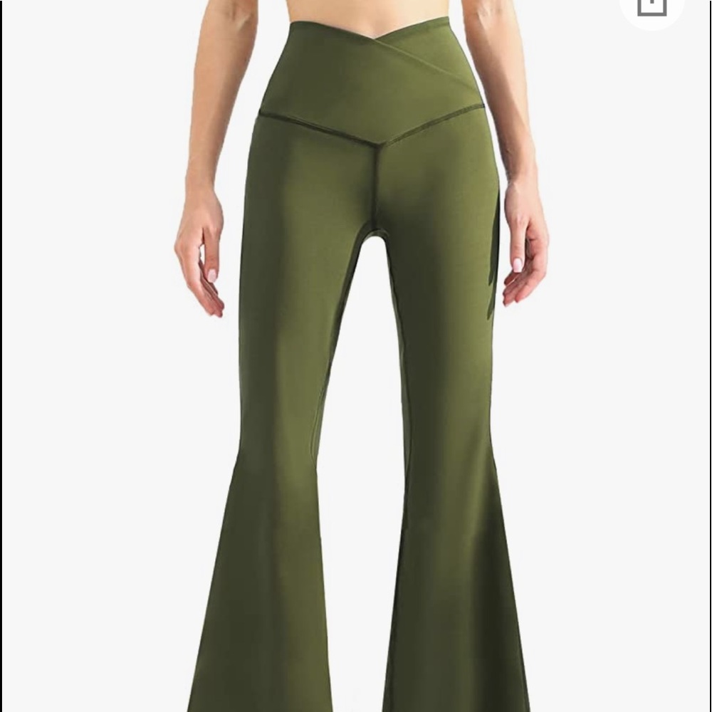 Green crisscross yoga pants!